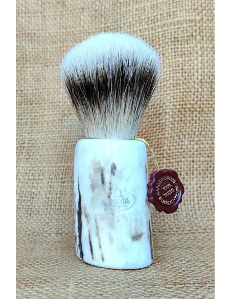 Omega 6550 Silvertip Badger Shaving Brush with Deer Horn Handle